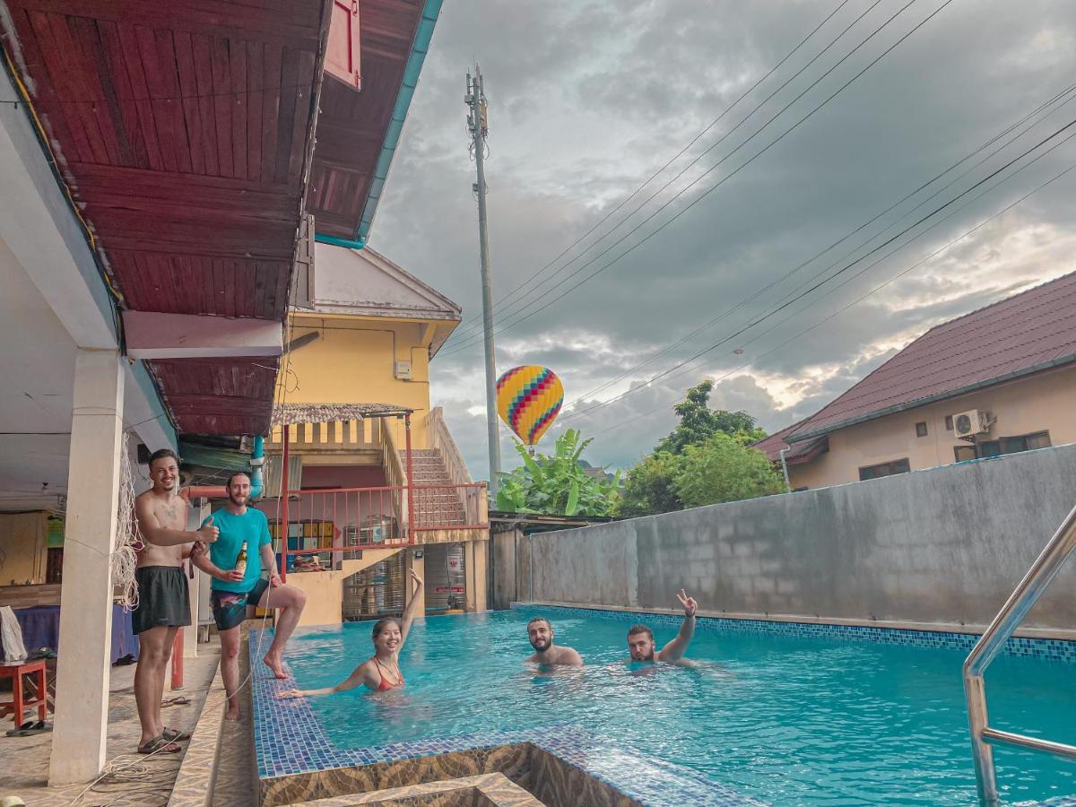Vang Vieng Freedom Hostel 2 Exterior photo
